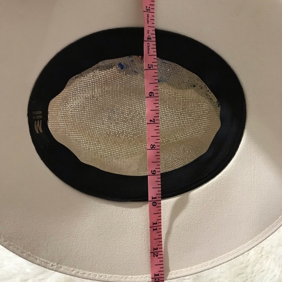 Hand painted Mexican hat - Picture 9 of 11